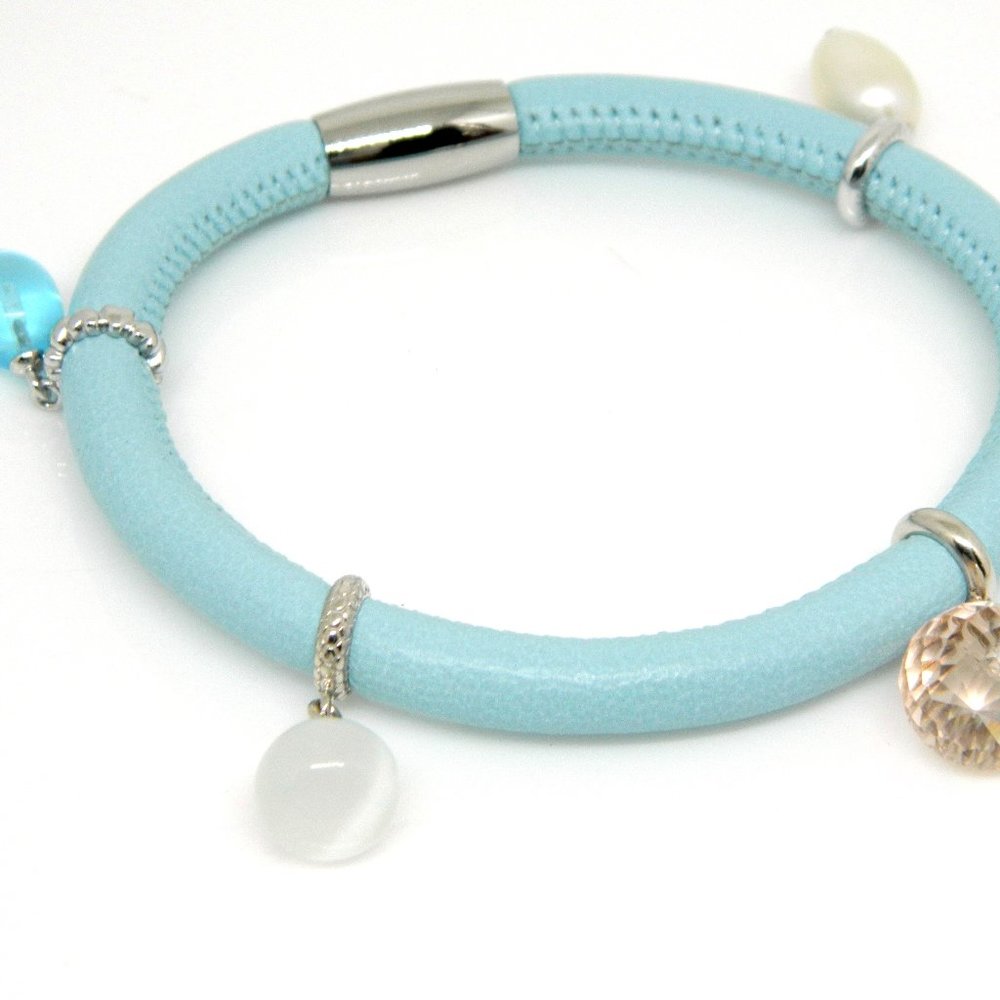 ENDLESS Light Blue Lthr Single 4 Chrm Bracelet 8"